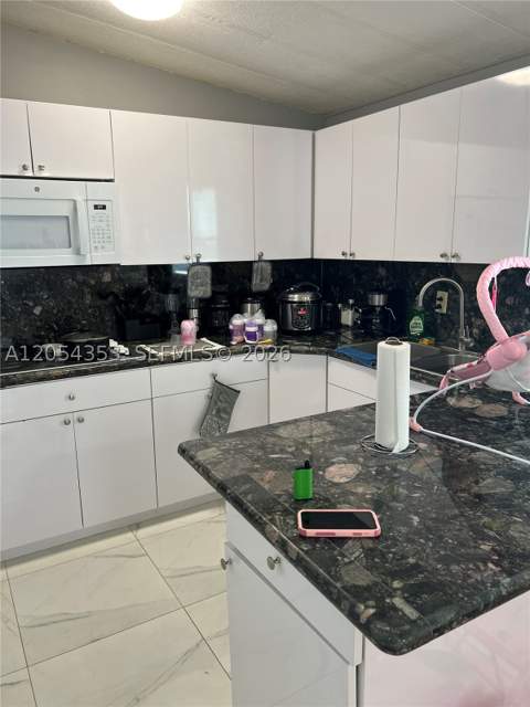 20016 NW 56 Ave, Miami Gardens FL - photo 15 of 26