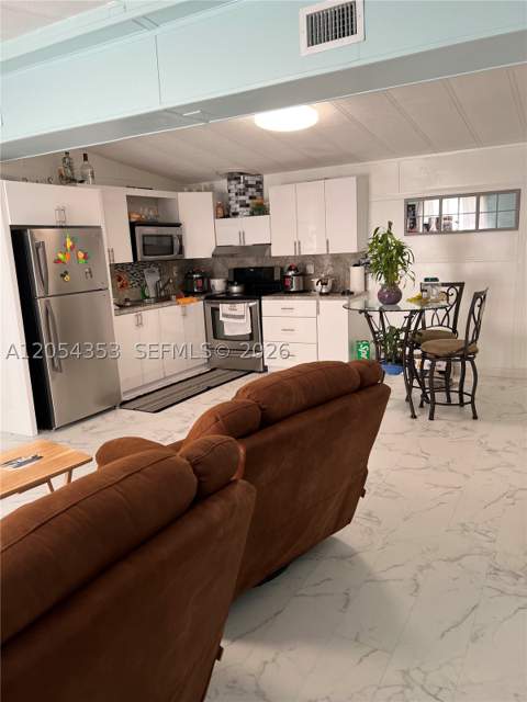 20016 NW 56 Ave, Miami Gardens FL - photo 19 of 26