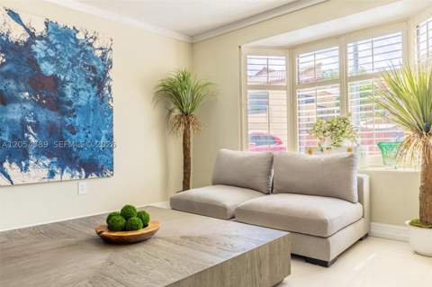 10122 SW 77th Ct, Miami FL - photo 7 of 43