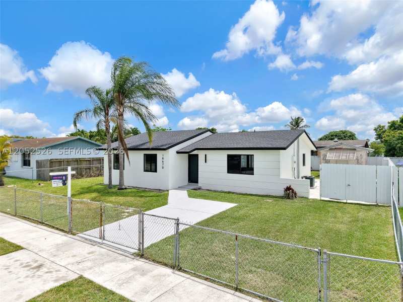 3 bedroom SingleFamilyResidence at 18670 SW 123rd Ct, Eureka Manor Sec 1, Miami — photo 1