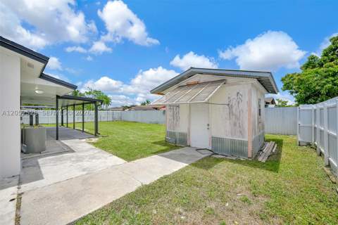 18670 SW 123rd Ct, Miami FL - photo 10 of 61