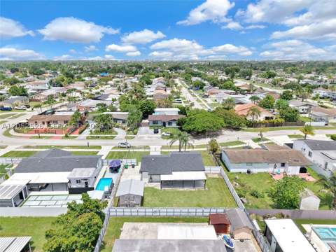 18670 SW 123rd Ct, Miami FL - photo 13 of 61