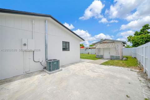 18670 SW 123rd Ct, Miami FL - photo 9 of 61