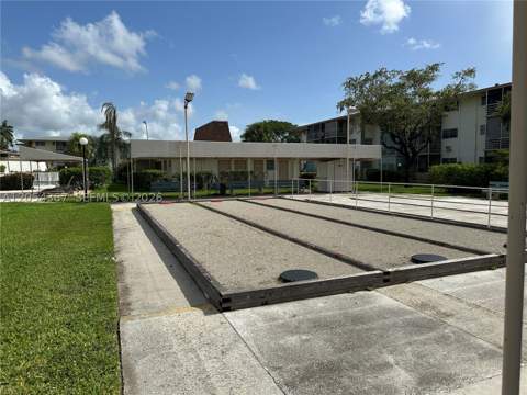 17050 NE 14th Ave 110, Miami FL - photo 19 of 20