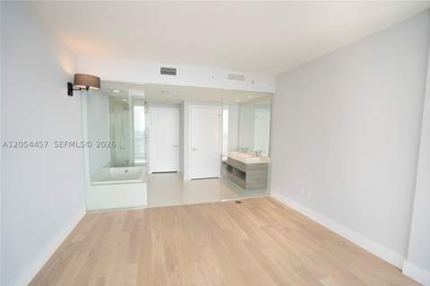 650 NE 32nd St 4104, Miami FL - photo 13 of 43