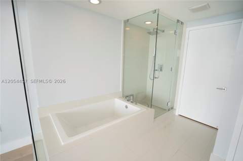 650 NE 32nd St 4104, Miami FL - photo 16 of 43
