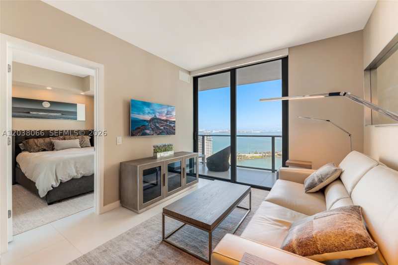 1 bedroom Condominium at 501 NE 31st St 2904, Paraiso Bayviews Condo, Miami — photo 1
