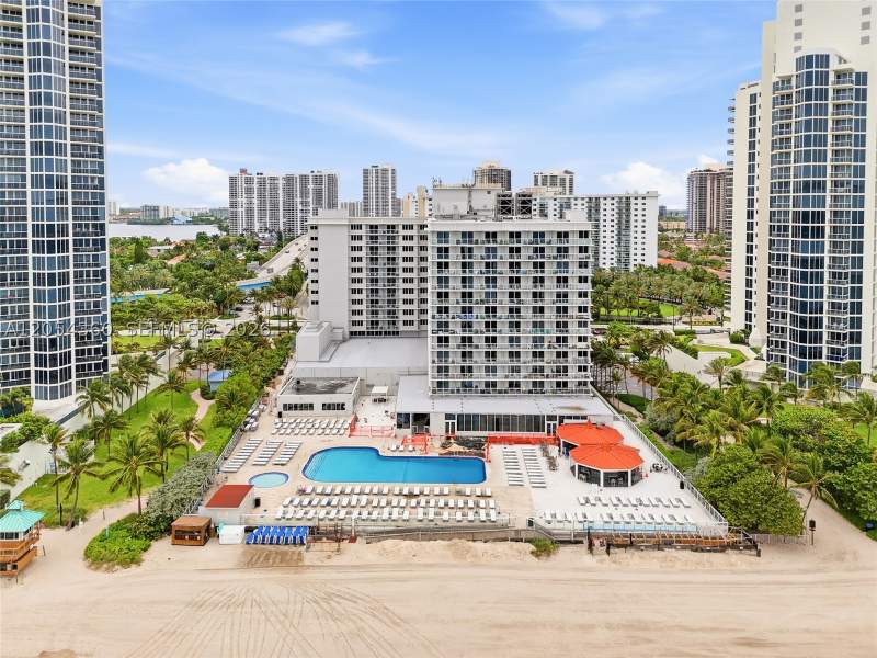 1 bedroom Condominium at 19201 Collins Ave 341, The Aventura Beach Club C, Sunny Isles Beach — photo 2
