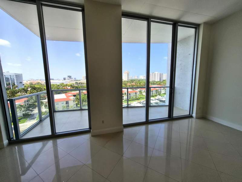 2 bedroom Condominium at 3029 NE 188th Street 805, Uptown Marina Lofts Condo, Aventura — photo 5