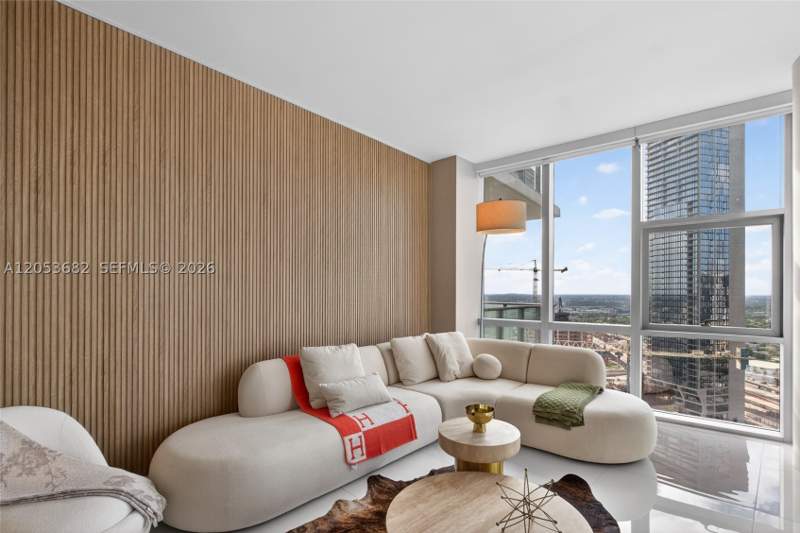 3 bedroom Condominium at 851 NE 1st Ave 3201, Paramount Miami Worldcent, Miami — photo 5