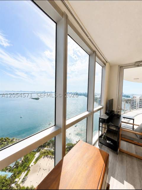 1750 N Bayshore Dr 4201, Miami FL - photo 16 of 24