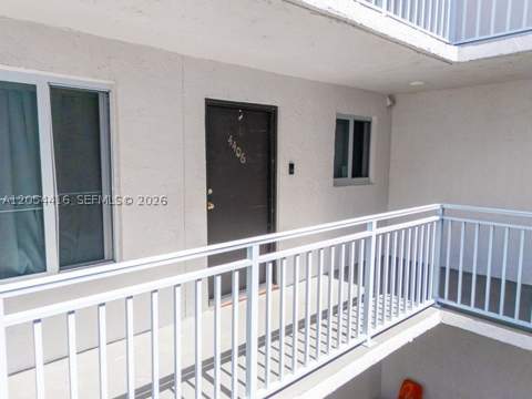 9917 W Okeechobee Rd 3-306, Hialeah Gardens FL - photo 21 of 27