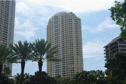 808 Brickell Key Dr 606, Miami FL - photo 12 of 13