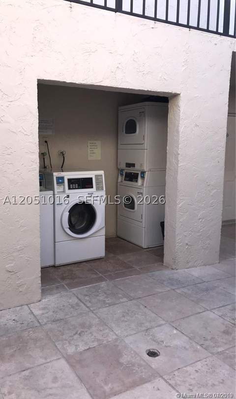 6715 N Kendall Dr 707, Pinecrest FL - photo 14 of 14