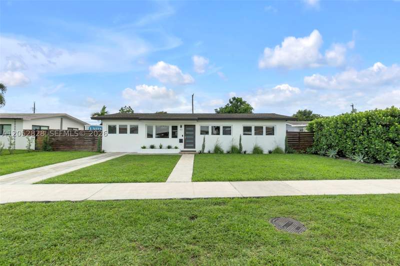 3 bedroom SingleFamilyResidence at 6145 W 6th Ave, 4th Addn To Palm Springs, Hialeah — photo 1