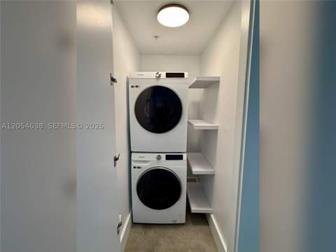 2155 Washington Ct 210, Miami Beach FL - photo 13 of 17
