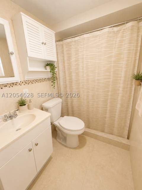 680 Miller Dr W405, Miami Springs FL - photo 10 of 20