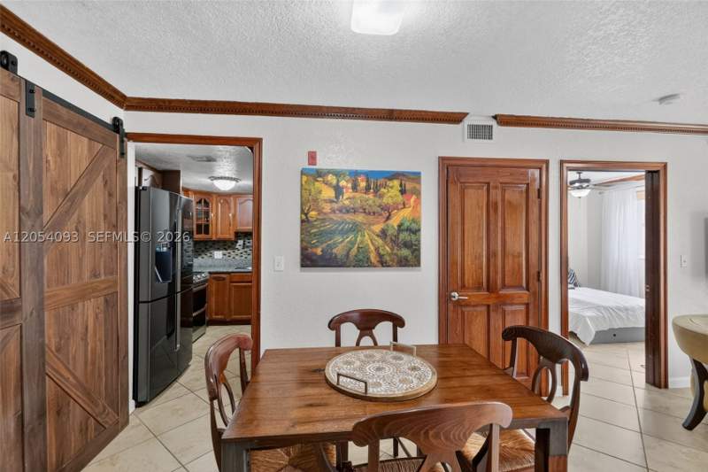 2 bedroom Condominium at 1060 NW 7th St 205, Jubilee Villas Condo, Miami — photo 4
