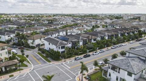 8272 NW 44th Terrace, Doral FL - photo 15 of 51
