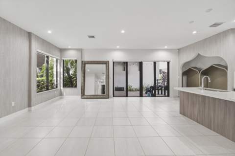 8272 NW 44th Terrace, Doral FL - photo 24 of 51