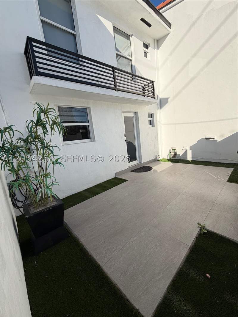 2 bedroom SingleFamilyResidence at 1955 NE 123rd St, Areta Ests Sec 6, North Miami — photo 4