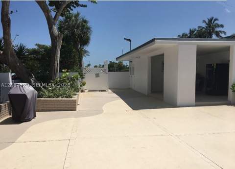 1865 79th St Cswy 6J, North Bay Village FL - photo 8 of 31