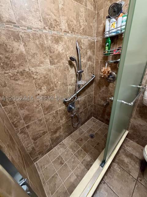 2760 W 63rd Pl 106-23, Hialeah FL - photo 12 of 33