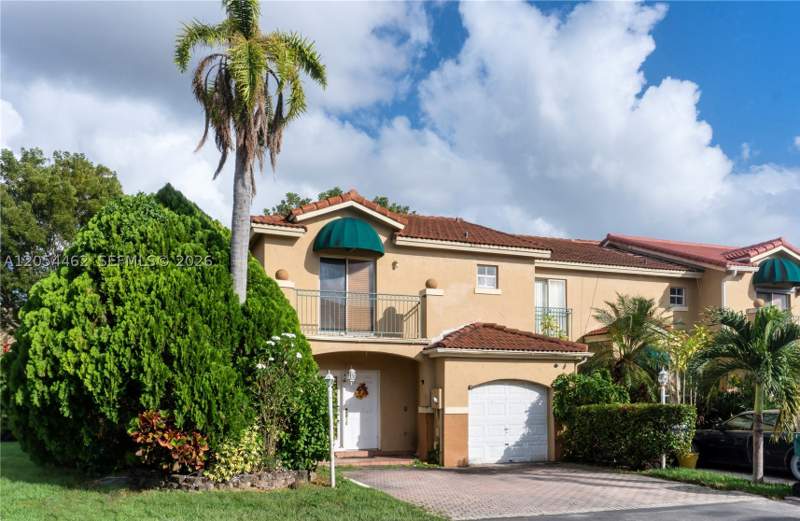 3 bedroom Townhouse at 7081 SW 158th Ct, P A At West Sunset, Miami — photo 2