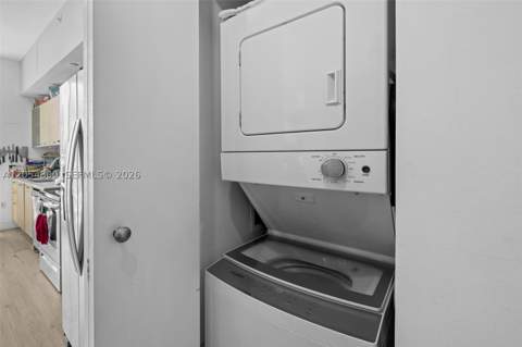 350 NE 24th St 401, Miami FL - photo 15 of 33