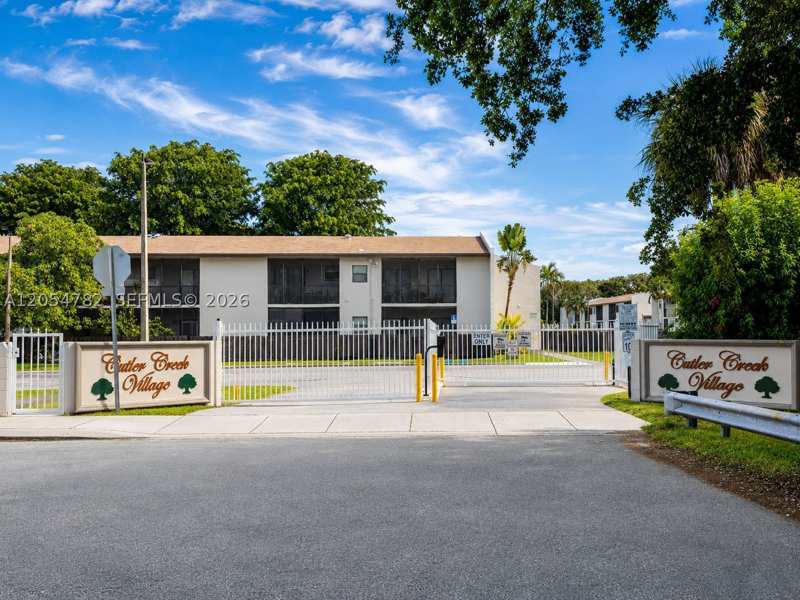 1 bedroom Condominium at 10370 SW 220th St 228, Cutler Creek Village Cond, Cutler Bay — photo 1