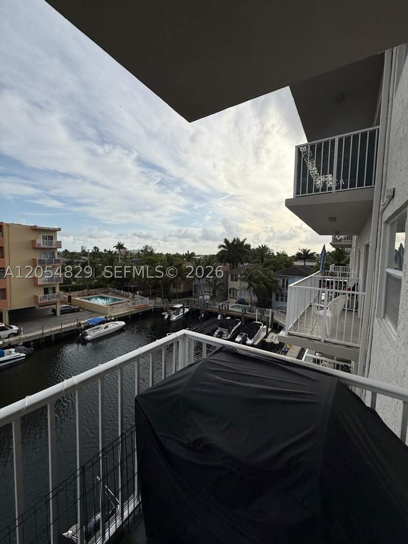 2 bedroom Condominium at 3536 NE 168th St 403, Venice Isle Condo, North Miami Beach — photo 5