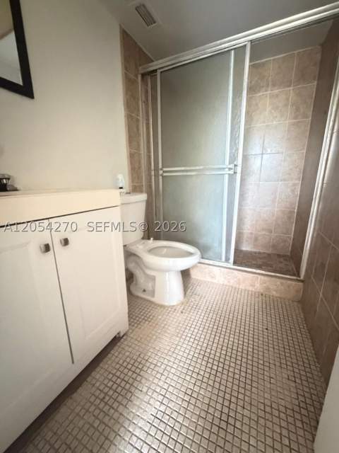 12500 NE 15th Ave 402, North Miami FL - photo 11 of 16