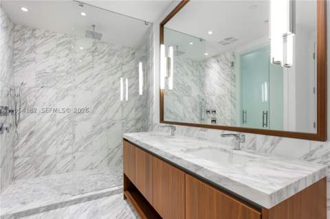 175 SE 25th Rd 2701, Miami FL - photo 17 of 45