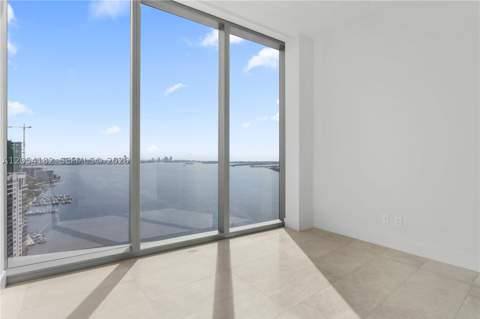 175 SE 25th Rd 2701, Miami FL - photo 20 of 45