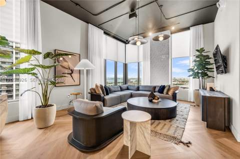 121 NE 5th St 3405, Miami FL - photo 21 of 51