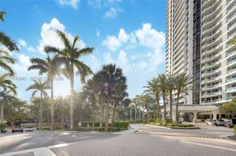 21205 Yacht Club Dr 701, Aventura FL - photo 24 of 40