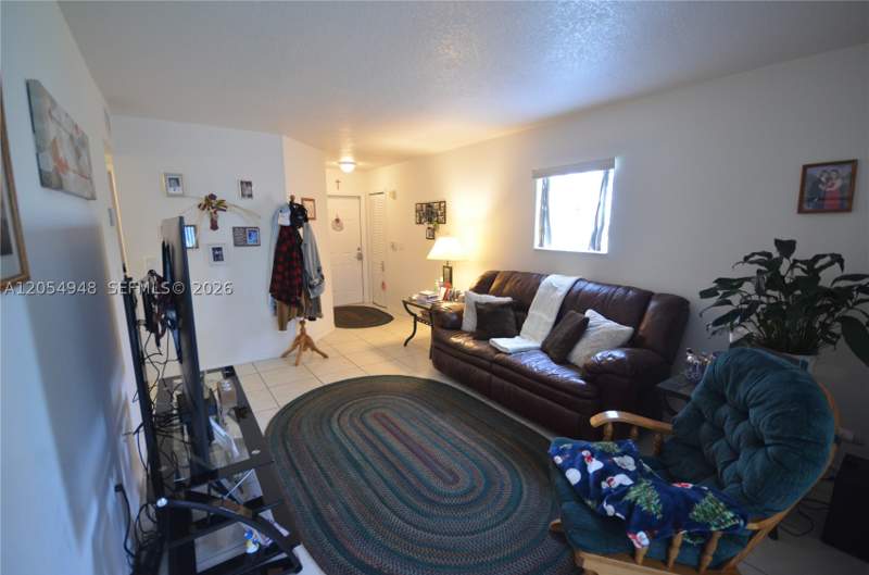 3 bedroom Condominium at 1270 SE 27th St 101, Venetia Gardens Condo, Homestead — photo 4