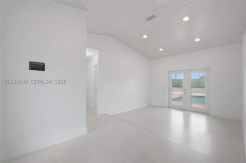 14460 SW 151st Ter, Miami FL - photo 8 of 35