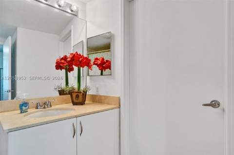 1750 N Bayshore Dr 2911, Miami FL - photo 18 of 25