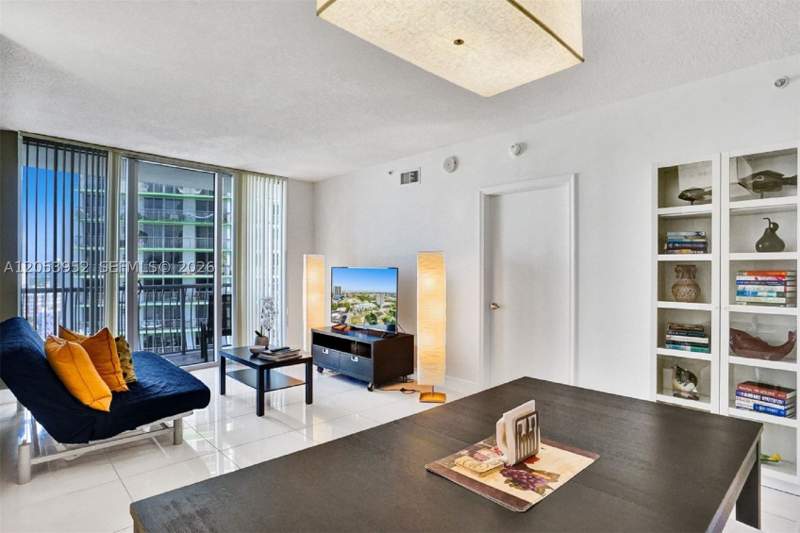 1 bedroom Condominium at 1750 N Bayshore Dr 2911, Opera Tower Condo, Miami — photo 5