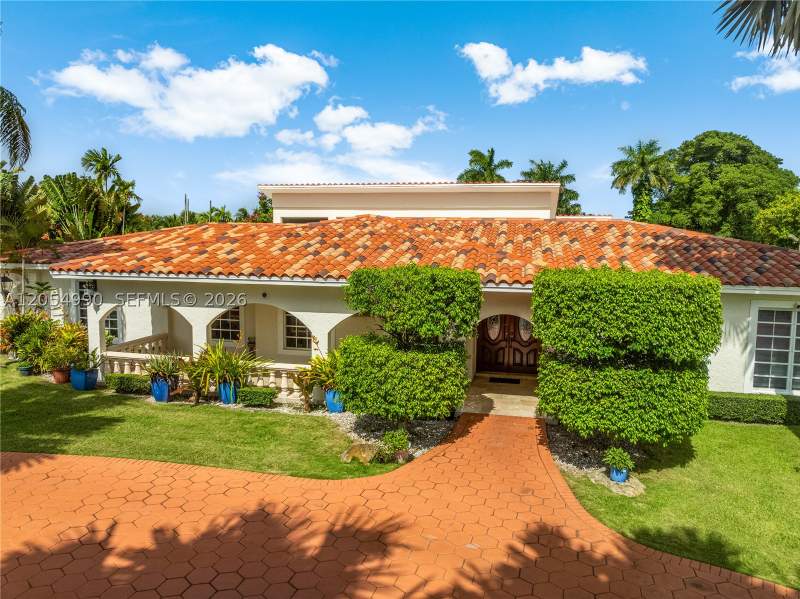5 bedroom SingleFamilyResidence at 2605 SW 115th Ave, Coral Way Estates, Miami — photo 2