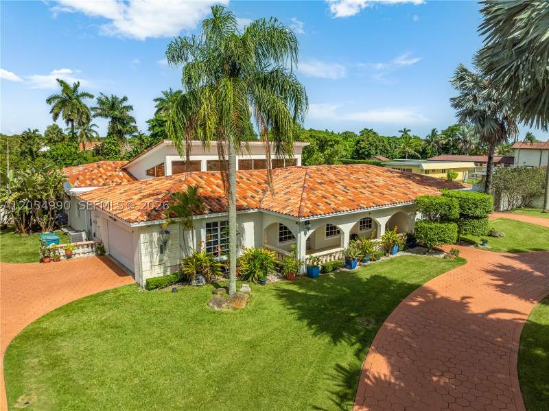5 bedroom SingleFamilyResidence at 2605 SW 115th Ave, Coral Way Estates, Miami — photo 5