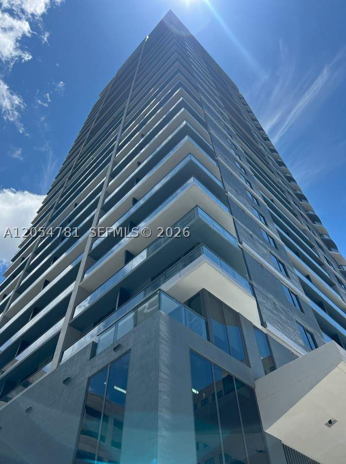 1 bedroom Condominium at 121 NE 5th St 3710, 501 First Residences, Miami — photo 2