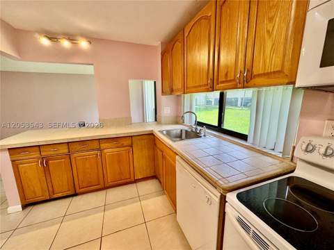 17011 N Bay Rd 117, Sunny Isles Beach FL - photo 10 of 17