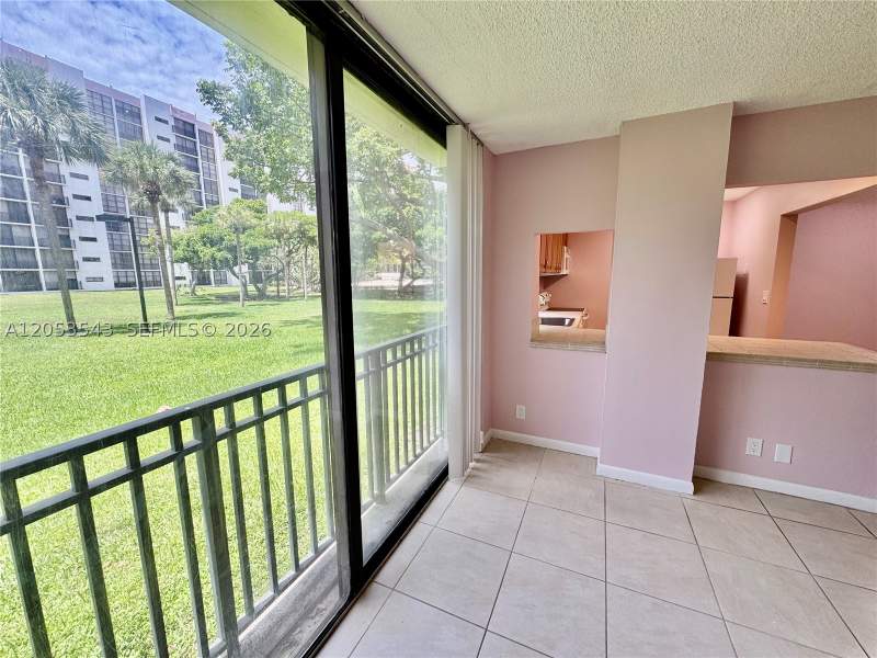 1 bedroom Condominium at 17011 N Bay Rd 117, Plaza Of Americas Condo P, Sunny Isles Beach — photo 5