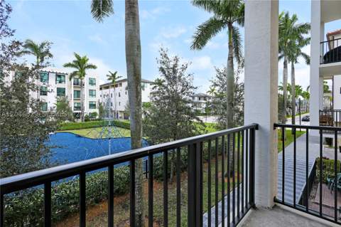 4636 NW 84th Ave 22, Doral FL - photo 13 of 35
