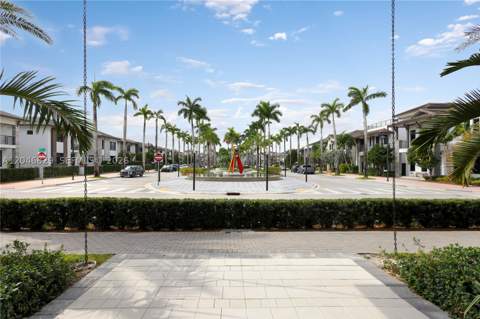 4636 NW 84th Ave 22, Doral FL - photo 22 of 35