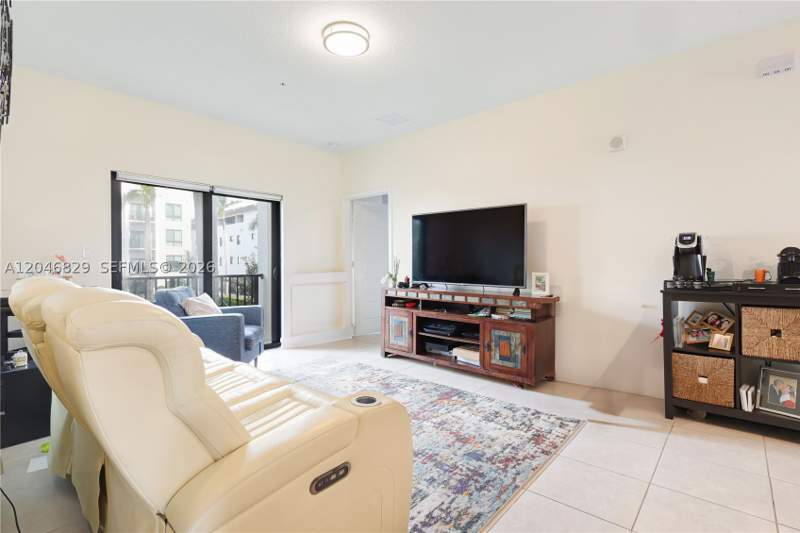 3 bedroom Condominium at 4636 NW 84th Ave 22, Downtown Doral South Phas, Doral — photo 3