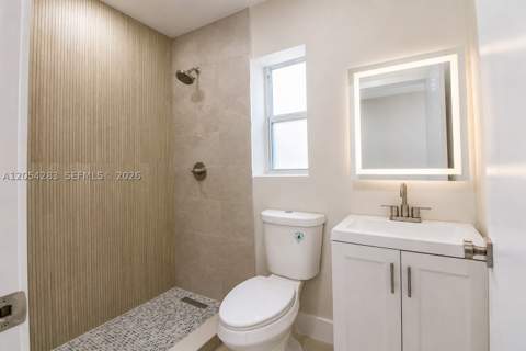 6410 SW 17th St, West Miami FL - photo 12 of 30