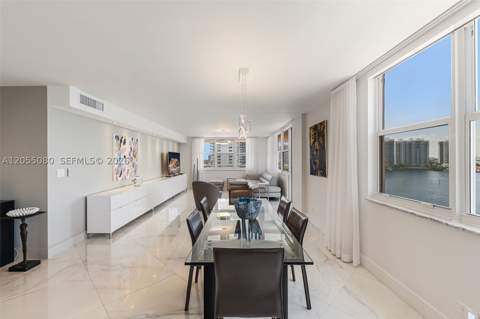 251 174th St 1104, Sunny Isles Beach FL - photo 11 of 56